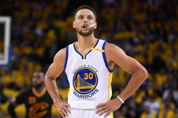 籃球比賽中六種防守戰(zhàn)術(shù)是什么？