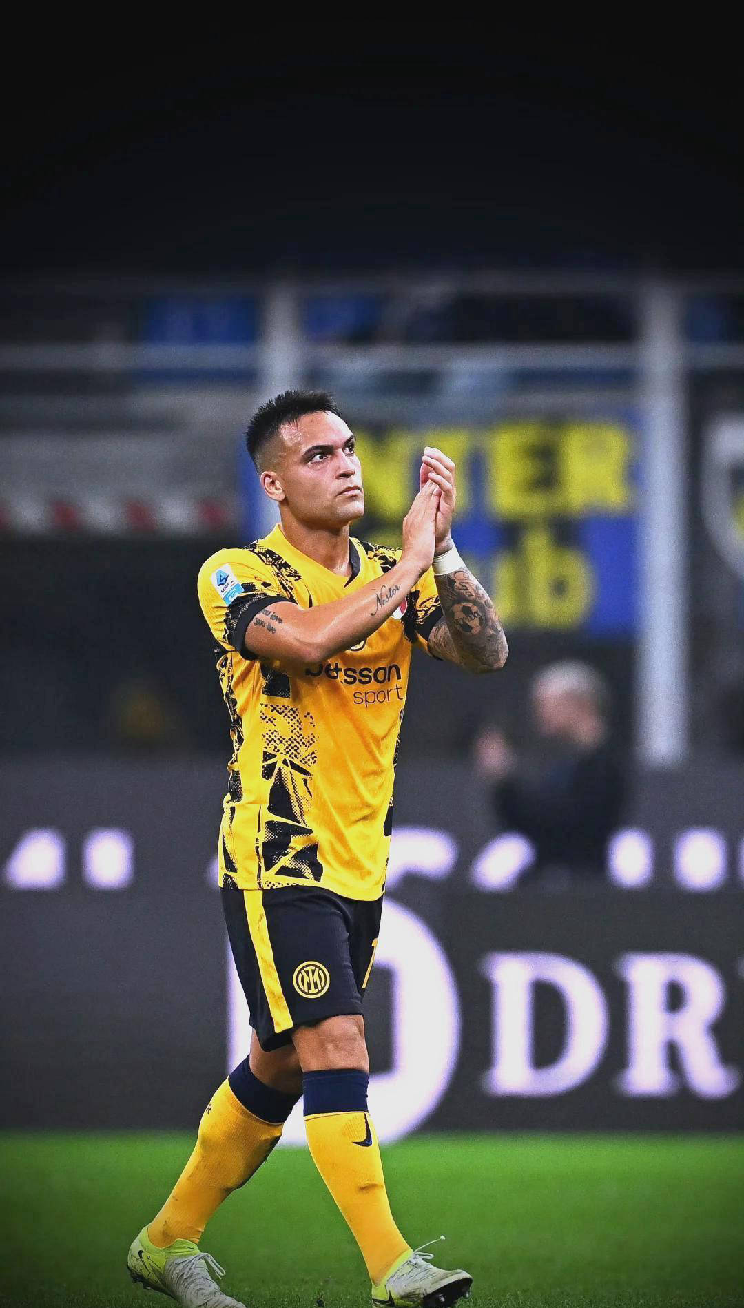 再見 國際米蘭！ “大核”正式宣布其離開！意大利國際中場+才華橫溢的射手